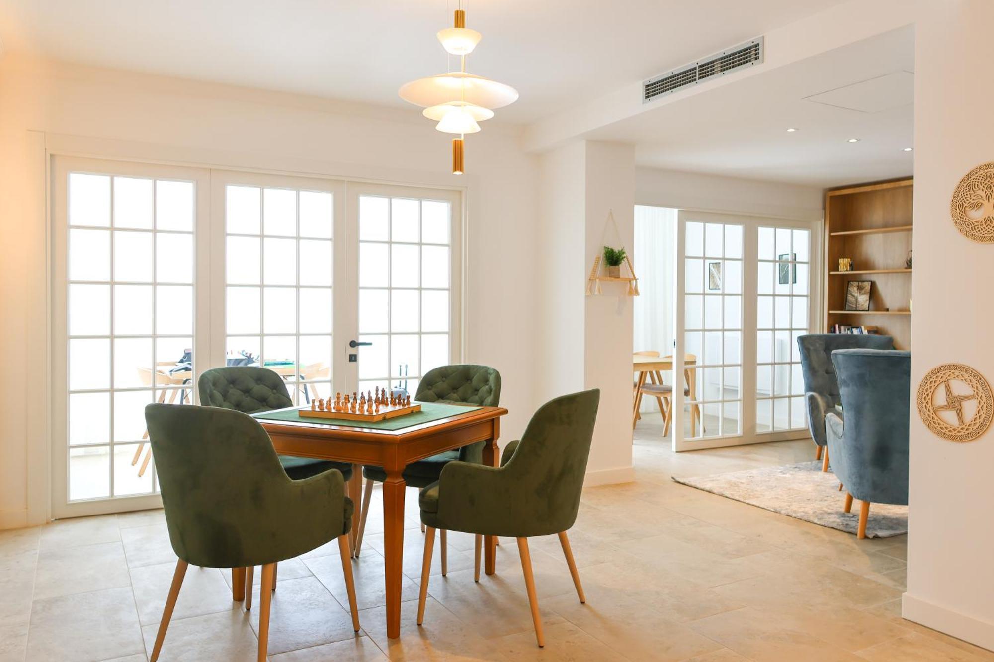 Hotel Particulier Adult Only Les Reveries Du Clos Spa Degustation Et Diner Sur Reservation Помар Екстериор снимка