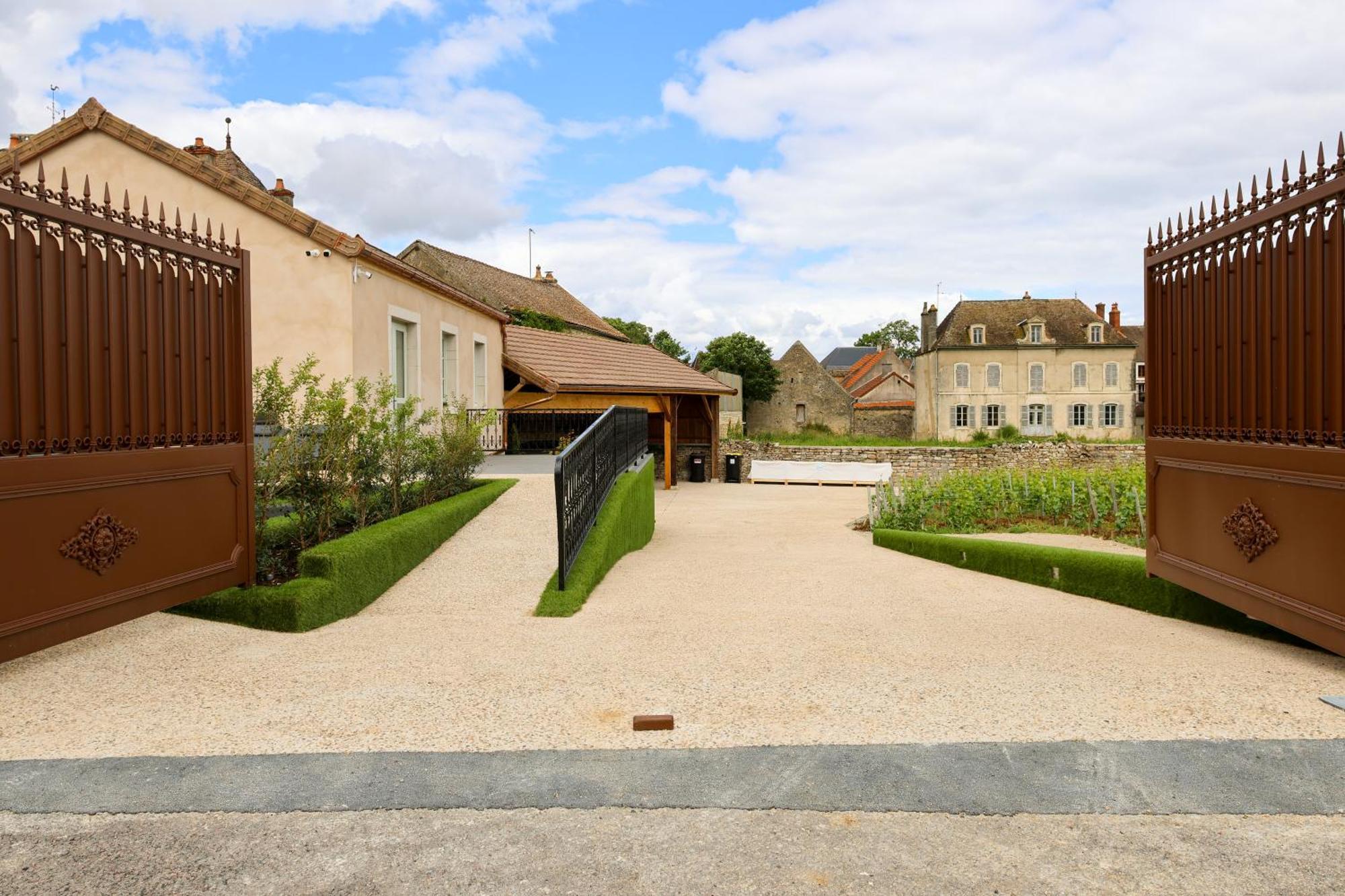 Hotel Particulier Adult Only Les Reveries Du Clos Spa Degustation Et Diner Sur Reservation Помар Екстериор снимка